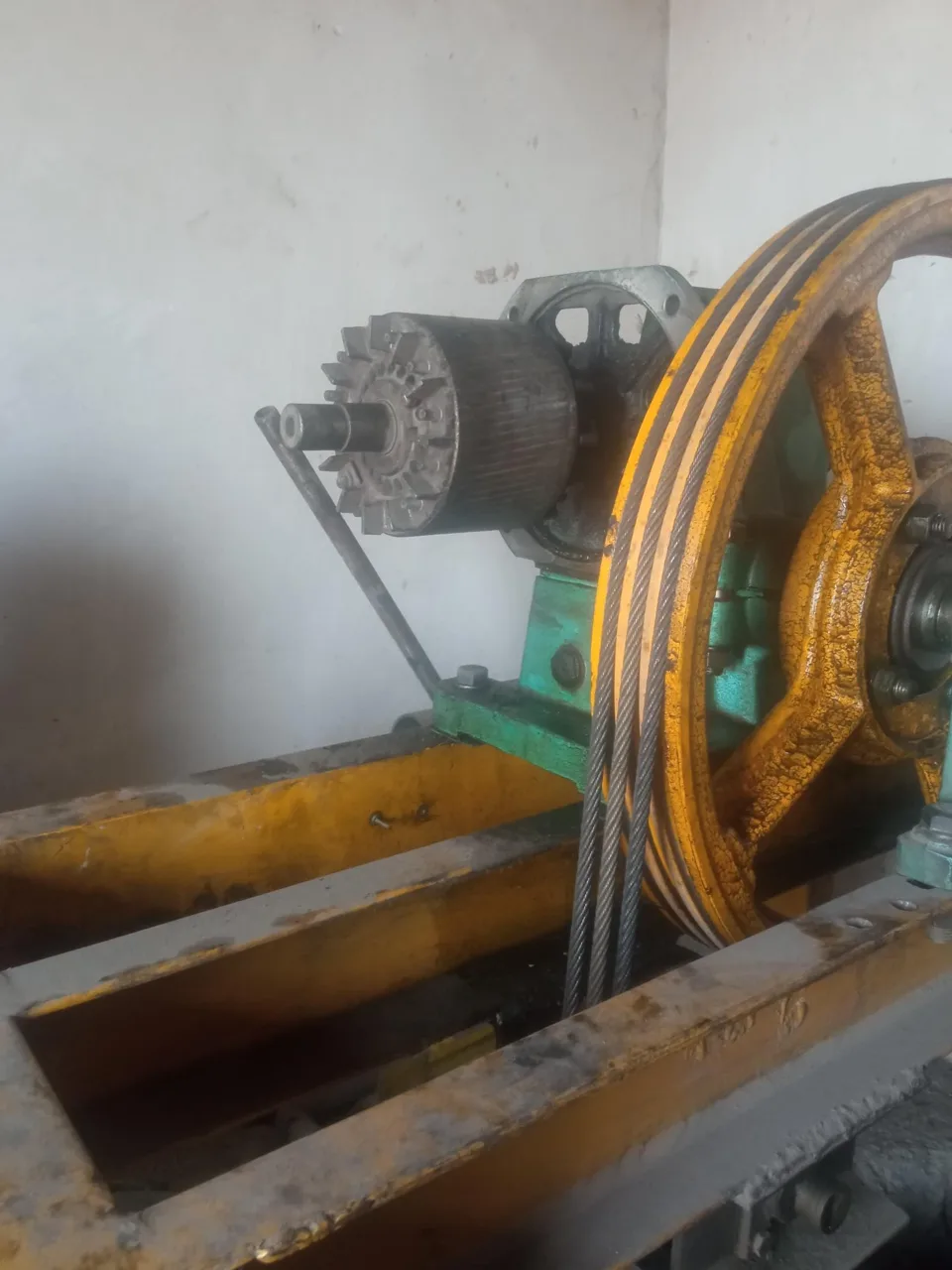 آسانسور تهرانپارس - تصویر 2