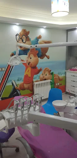 دکتر الهام طلعت آهاری