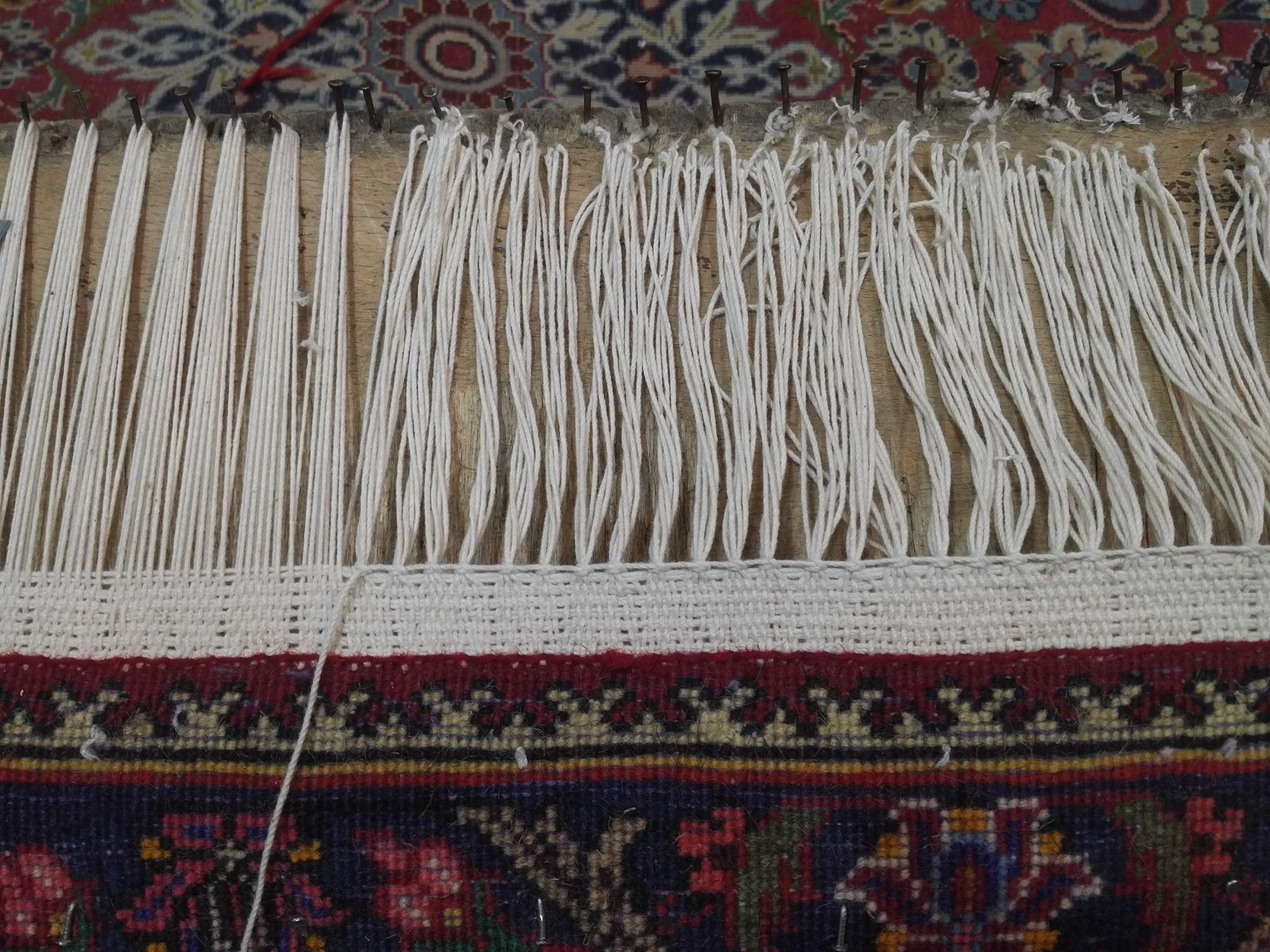 رفوگری و مرمت فرش دستباف - تصویر 4