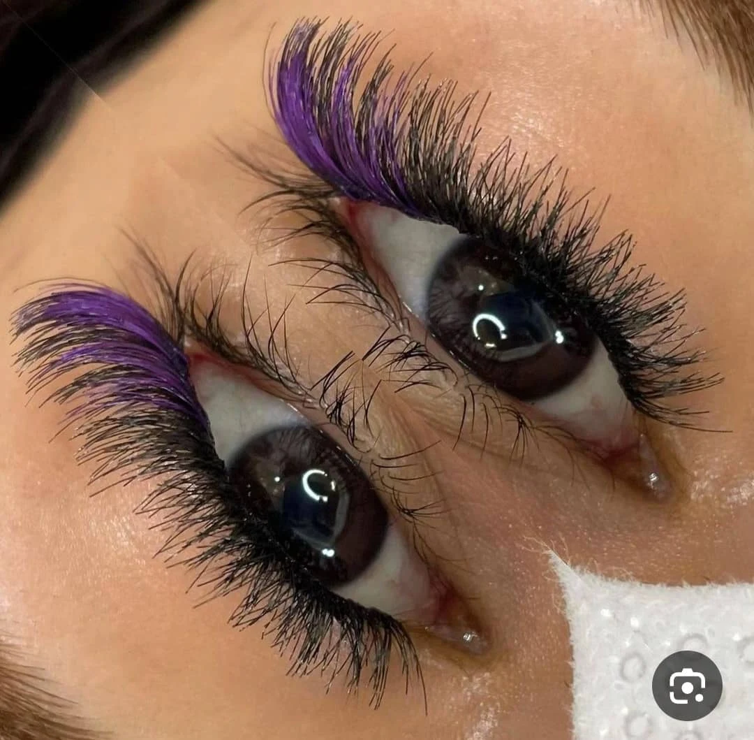 خدمات کاشت مژه و اکستنشن ناریلا - آرایشگاه زنانه در اصفهان - تصویر 3