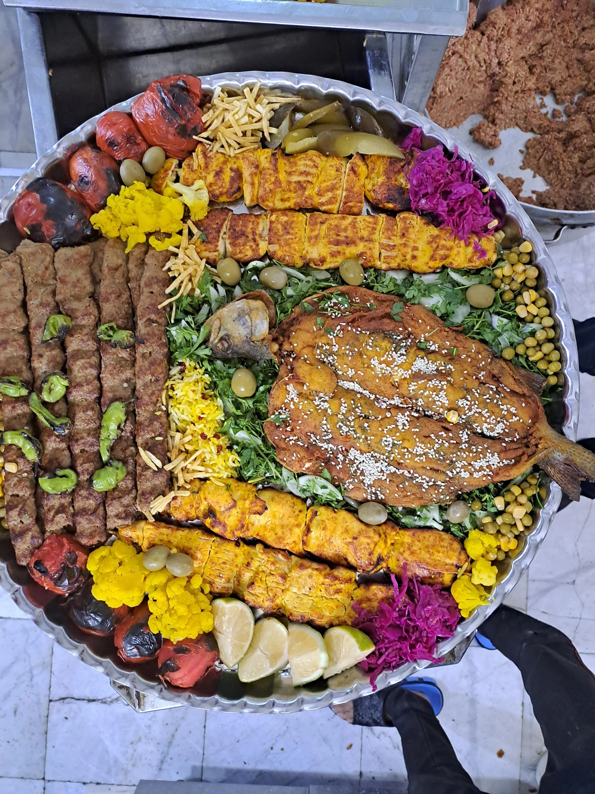 تهیه غذای مهسا