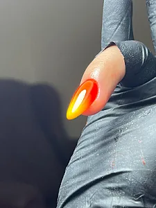اموزش و خدمات کاشت ناخن (شیما)
