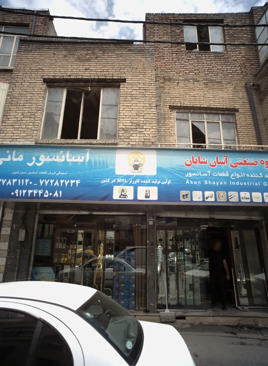 آسانسور مانی