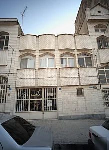 فروشگاه رنگ ابزار یراق