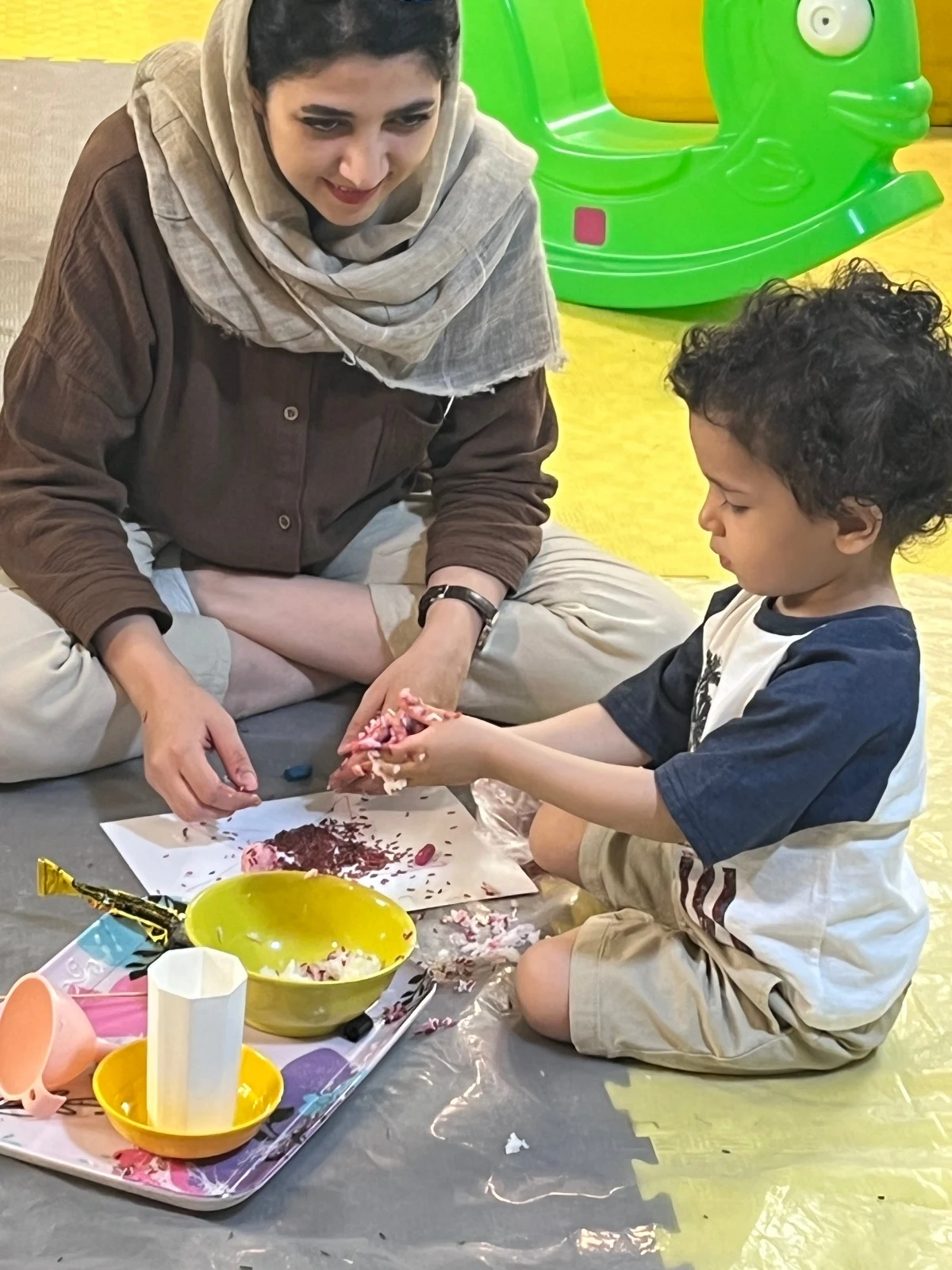 خانه بازی و یادگیری هوشا - تصویر 2