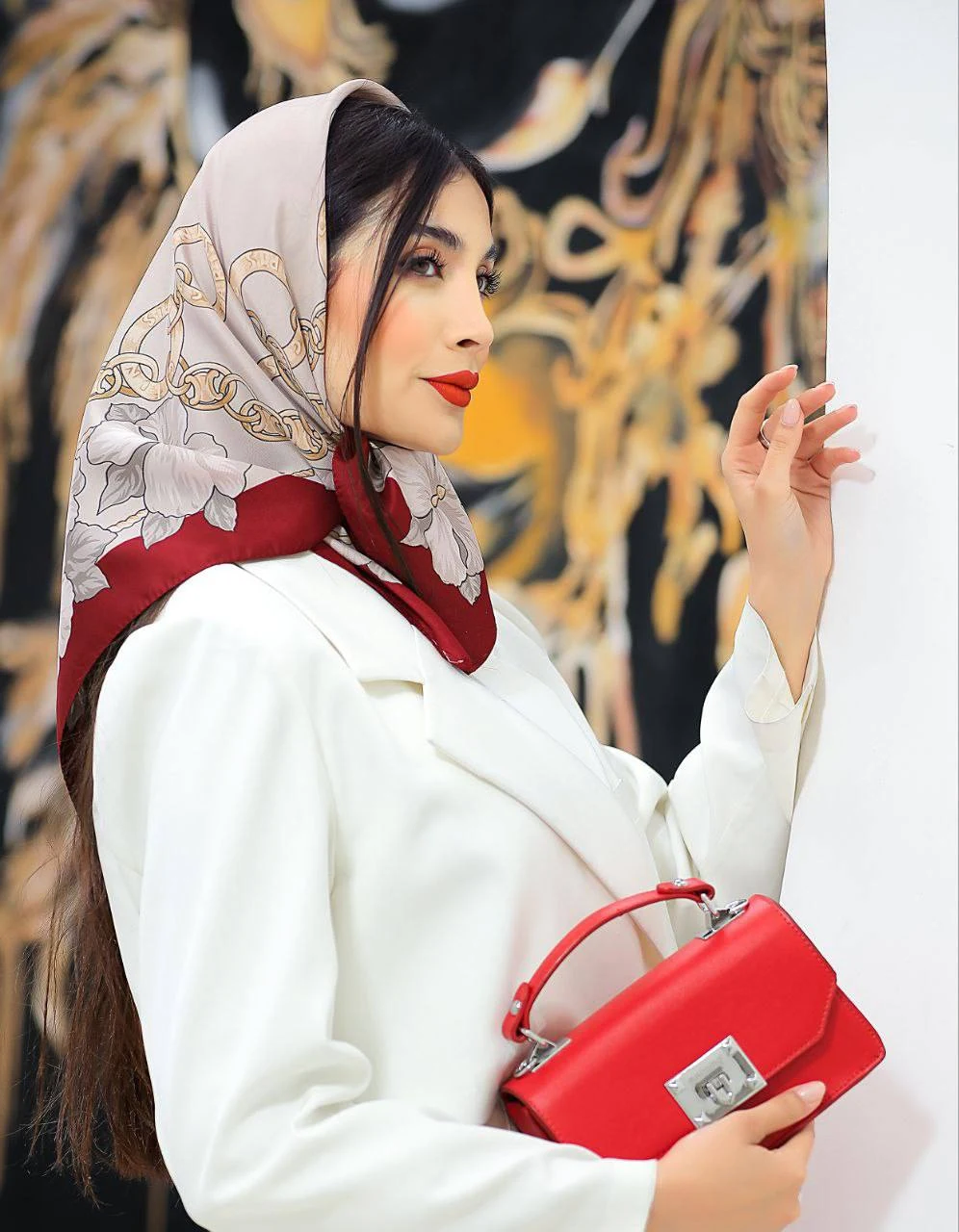 سیلک انواع روسری و شال باکیفیت - پوشاک زنانه در مشهد - تصویر 5