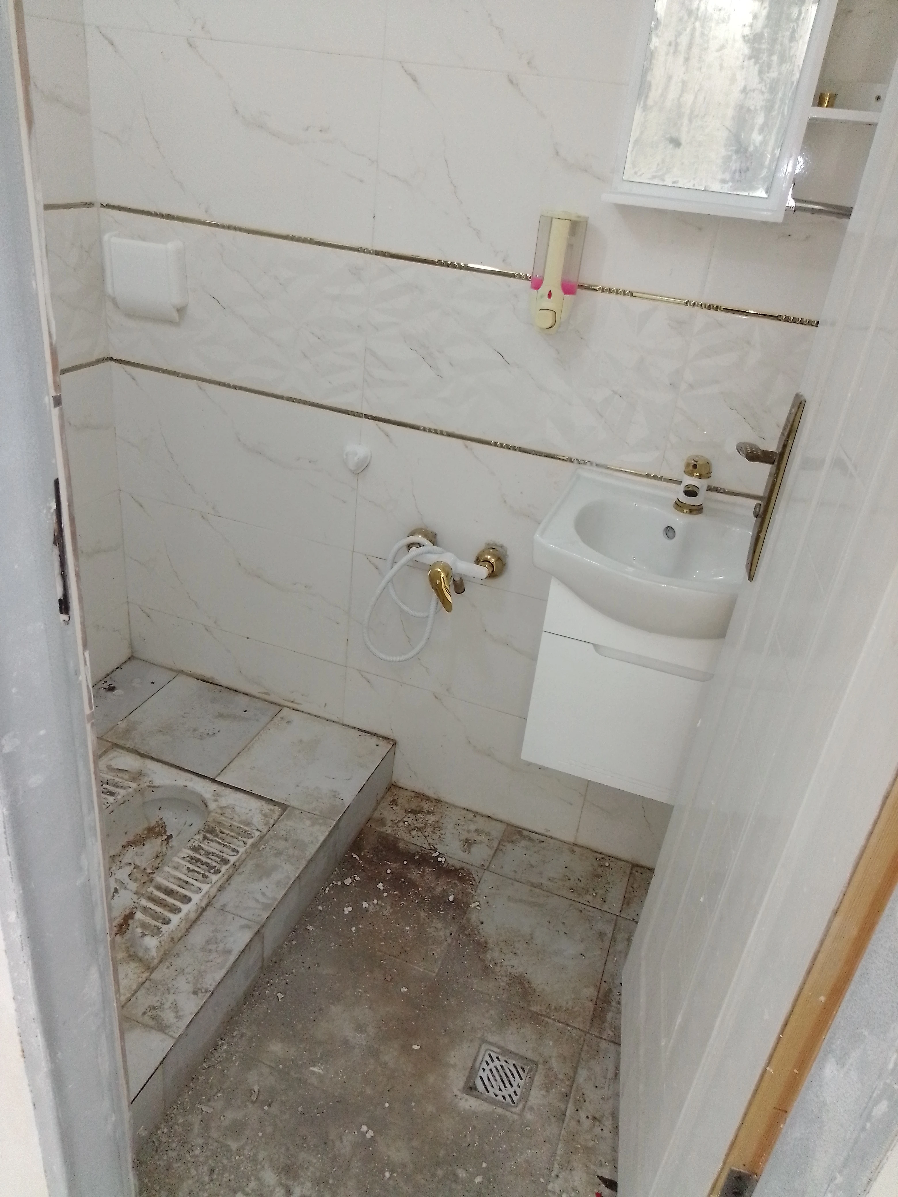 شرکت خدمات نظافتی شاپرک - تصویر 3