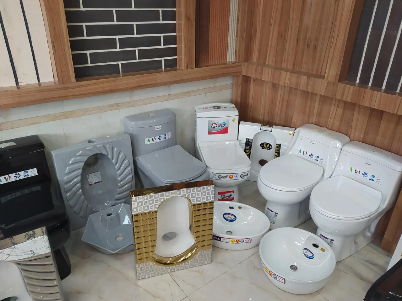فروشگاه ابزار کاشیکاران - تصویر 2