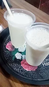 ابمیوه بستنی داریوش     درجه یک 