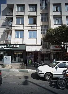 رنگ و ابزار حمید