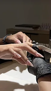 خدمات تخصصی ناخن الهه کردستانی