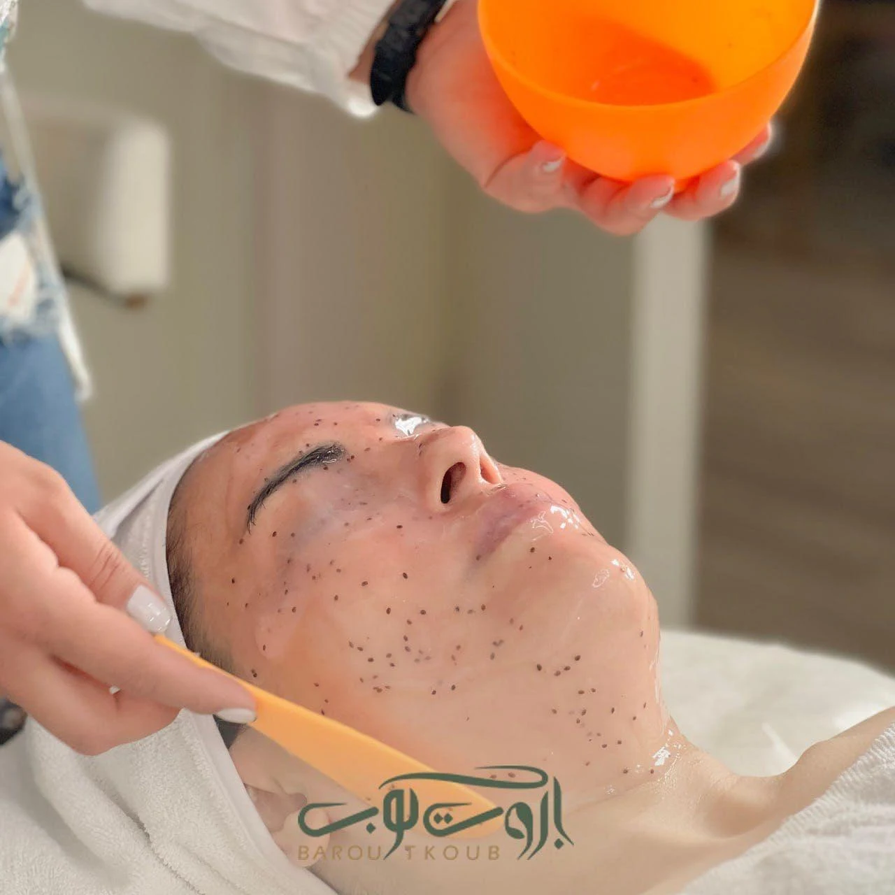 سالن زیبایی باروت کوب در مشهد - تصویر 5