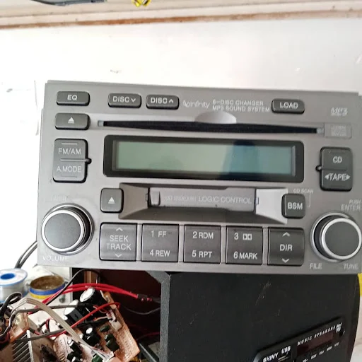 فروشگاه سیستم صوتی برادران موسایی