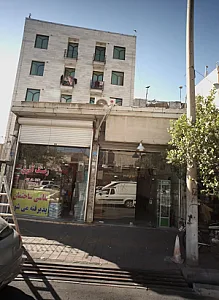 فروشگاه رنگ و ابزار آلات